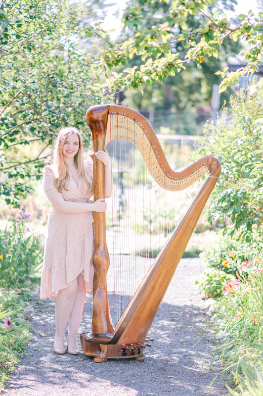 http://hannahplaysharp.com/wp-content/uploads/2023/10/Hannah-Plays-Harp-Hannah-Warren-Harpist-Ottawa-Montreal-Toronto-Wedding-Musician-Photography-by-Emma-29.jpg