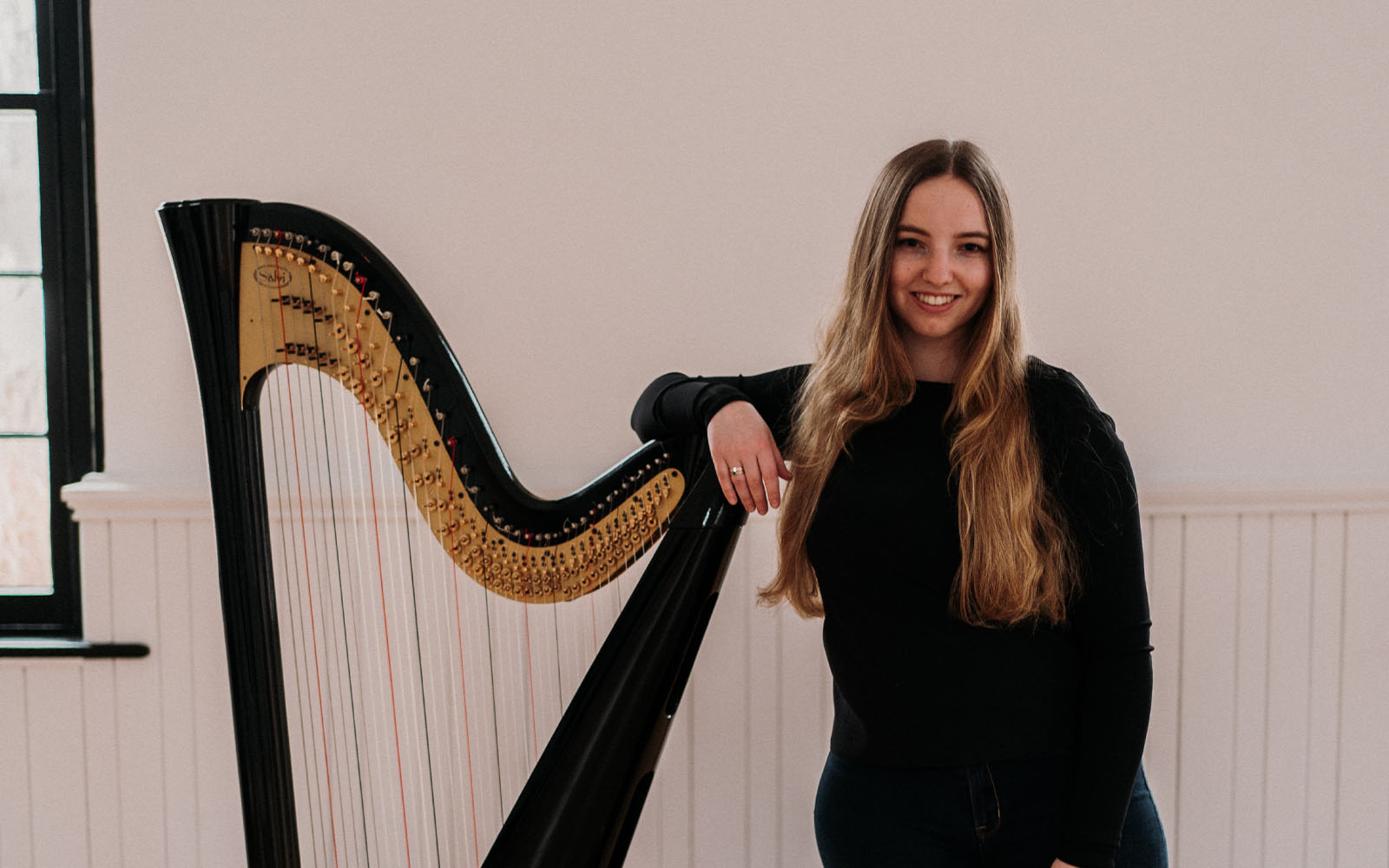 Hannah Warren Harpist - Hannah Plays Harp - Ottawa-based wedding and event harpist - Lauren McCormick Photography-35